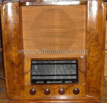 SV15; Magnadyne Radio; (ID = 1136162) Radio