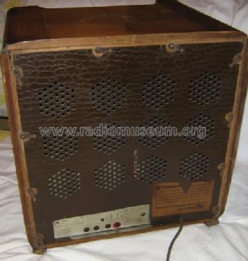 SV15c; Magnadyne Radio; (ID = 770465) Radio