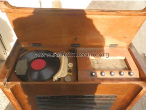 SV167; Magnadyne Radio; (ID = 1356491) Radio