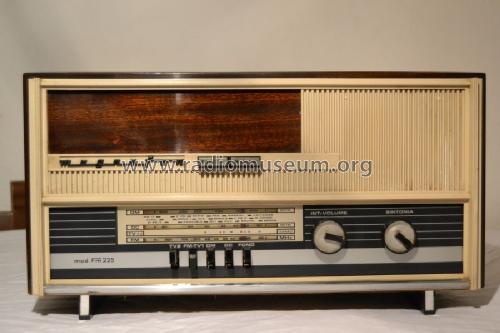 FM225; Magnafon; Desio MB (ID = 1595666) Radio