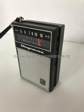 1R1001 ; Magnavox Co., (ID = 2324814) Radio