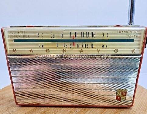 All Wave Super Het. Transistor Seven AW-24; Magnavox Co., (ID = 2896633) Radio