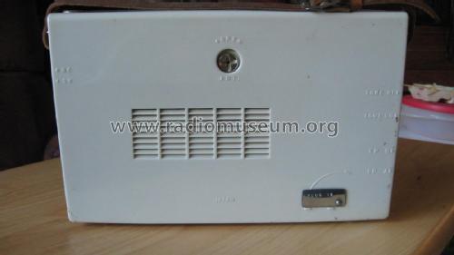 All Wave Super Het. Transistor Seven AW-24; Magnavox Co., (ID = 2265138) Radio