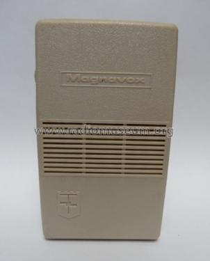 Eight Transistor 2-AM-81; Magnavox Co., (ID = 2313653) Radio