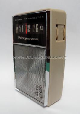 Eight Transistor 2-AM-81; Magnavox Co., (ID = 2313659) Radio