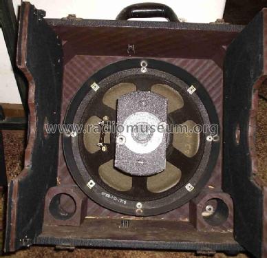 18030 ; Magnavox Co., (ID = 1206735) Speaker-P