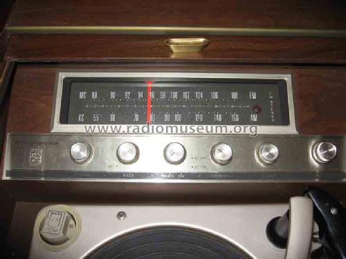 1RP405 ; Magnavox Co., (ID = 1630541) Radio