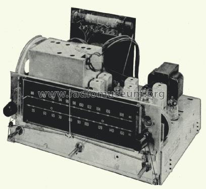 Ch= CR-718; Magnavox Co., (ID = 1769983) Radio