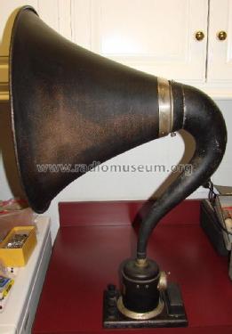R2C ; Magnavox Co., (ID = 1934564) Speaker-P