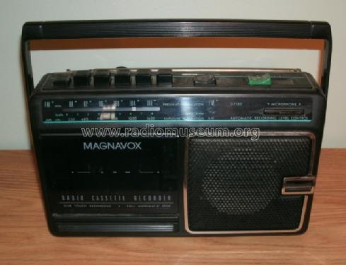 Radio Cassette Recorder D7185/77R; Magnavox Co., (ID = 1511107) Radio