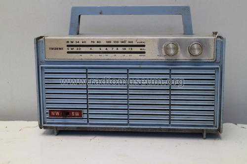 Trident 757; Unknown to us - (ID = 1833526) Radio