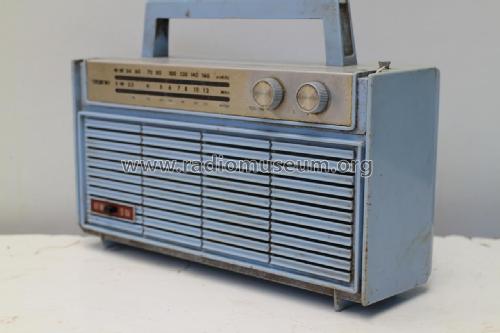 Trident 757; Unknown to us - (ID = 1833527) Radio