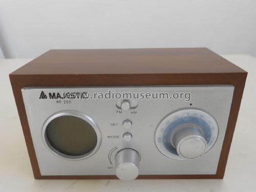 WR 266; Majestic, New (ID = 2162900) Radio