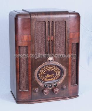 75 ; Majestic Radio & (ID = 2801556) Radio