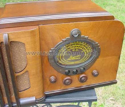 86 ; Majestic Radio & (ID = 1279157) Radio