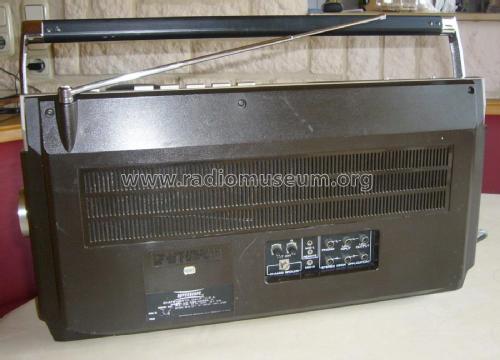 Superscope - Matrix Stereo - 3 Band Stereo Cassette Recorder CRS-4503S ; Superscope, Geneva (ID = 1840480) Radio