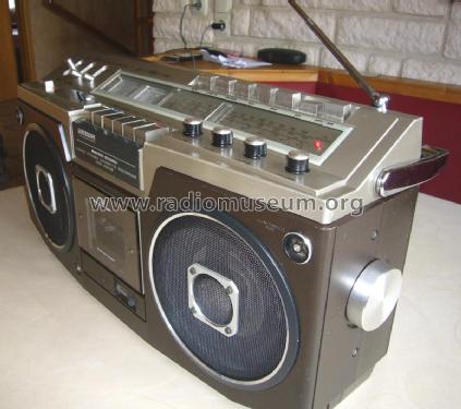 Superscope - Matrix Stereo - 3 Band Stereo Cassette Recorder CRS-4503S ; Superscope, Geneva (ID = 1840482) Radio