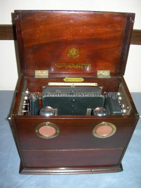 Marconiphone V2A; Marconi Co. (ID = 2431525) Radio