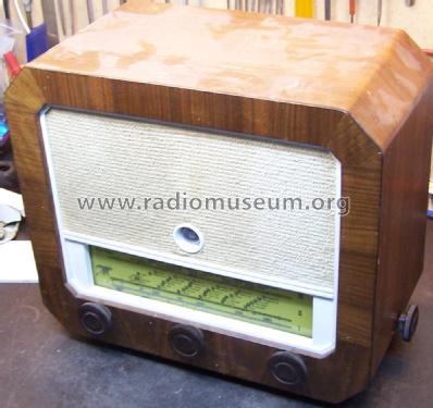 698; Marconiphone; (ID = 1921590) Radio