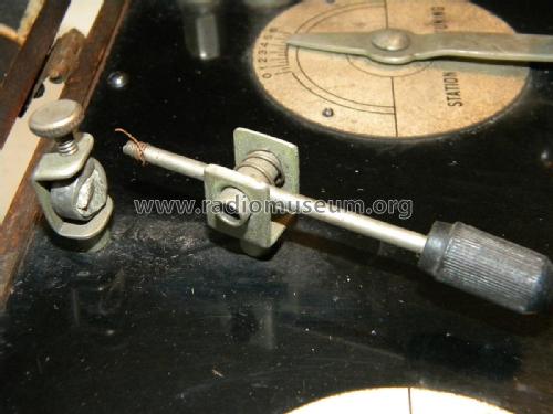 Marine Pilot ; Marine Radio (ID = 1791859) Cristallo