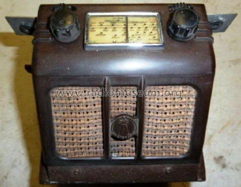 700 ; Masteradio, London (ID = 2174511) Autoradio