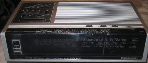 Panasonic FM-AM 2-Band Fluorescent Clock Radio RC-6130; Panasonic, (ID = 797497) Radio