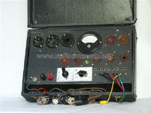 Tube Tester and Tester ; Maymo, Escuela Radio (ID = 294705) Equipment