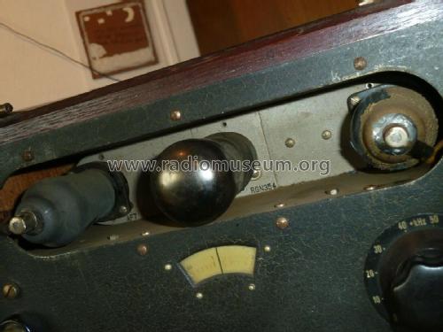 TG 8-2 KM 582; Mende - Radio H. (ID = 2577072) Equipment