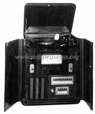Školní rozhlas - School Broadcasting ZMK184a; Microphona Mikrofona (ID = 2406408) Radio