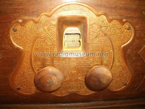 DeLuxe ; Midwest Radio Co., (ID = 1030967) Radio