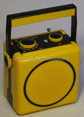 Cube Portable AM/FM Radio PE-125; Unknown - CUSTOM (ID = 2704357) Radio