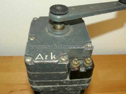 Handlademaschine a1 HLM.a1; Militär verschiedene (ID = 1108930) Aliment.