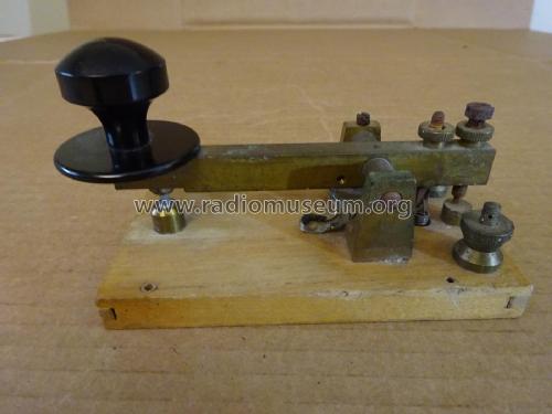 R.C.A.F. Aircraft Spark Key 10A/556; MILITARY Canada (ID = 2793367) Morse+TTY