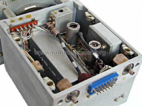 Amplifier-Converter AM-913/TRC; MILITARY U.S. (ID = 391408) Ampl. HF