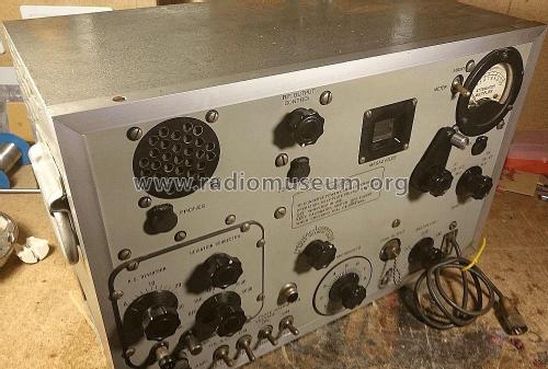 FM Signal Generator I-208; MILITARY U.S. (ID = 2026512) Equipment