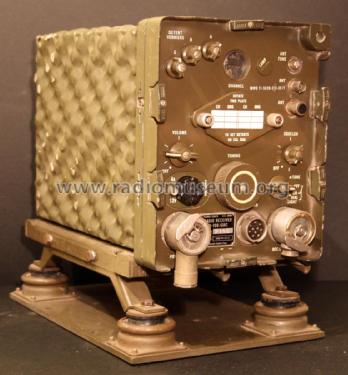 Radio Receiver R-108 / GRC; MILITARY U.S. (ID = 1959189) Mil Re