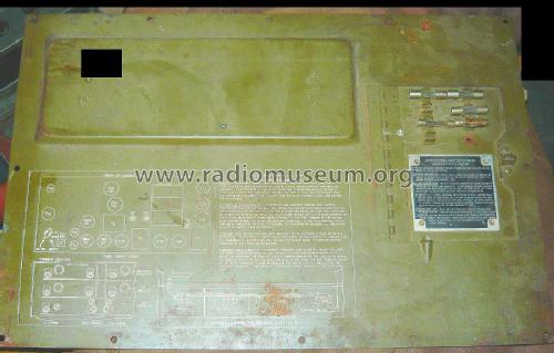 Receiver R-100/URR ; MILITARY U.S. (ID = 1889762) Radio