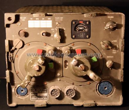 Receiver-Transmitter RT-68/GRC; MILITARY U.S. (ID = 1960042) Mil TRX