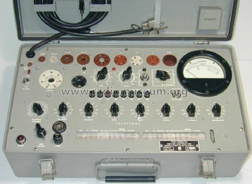 Test Set, Electron Tube Tester TV-10D/U; MILITARY U.S. (ID = 1287919) Ausrüstung