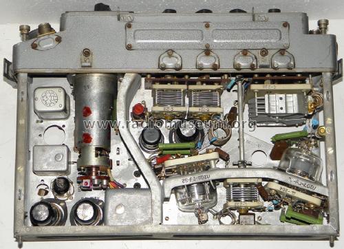 VHF Aircraft Radio R-801 ; MILITARY USSR (ID = 1897341) Mil TRX