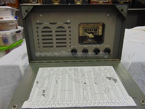 Tropic Master W117 early; Minerva Radio Co. (ID = 2943791) Radio