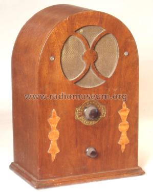 Universal E ; Minerva Radio Mfg. (ID = 946722) Radio