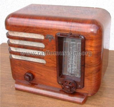 374A; Minerva-Radio (ID = 74153) Radio