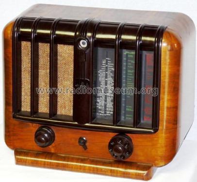 386-W; Minerva-Radio (ID = 957231) Radio