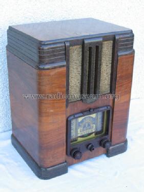 Presto U Holz ; Minerva-Radio (ID = 229830) Radio