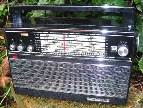 Astrad F8-TR17-B202; Minsk Radio Works; (ID = 392582) Radio