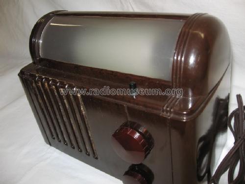 1250 'Lullaby' Bed Lamp Radio ; Mitchell Mfg. Co., (ID = 1654715) Radio