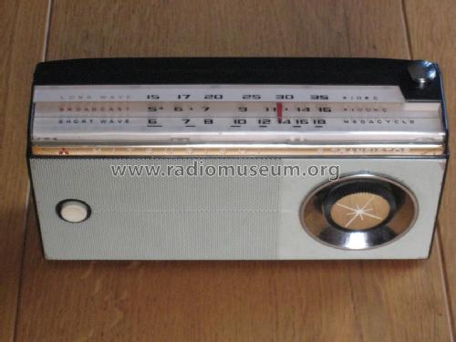 8X-910 L; Mitsubishi Electric (ID = 2373999) Radio