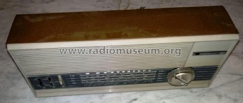 R32; Mivar VAR; Milano (ID = 2219740) Radio