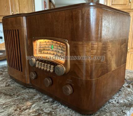 04WG803B Order= P462 B 803 ; Montgomery Ward & Co (ID = 2839826) Radio